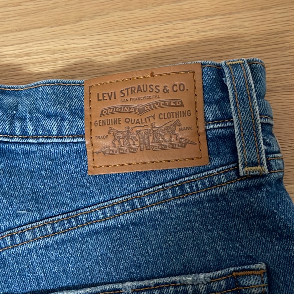 Levi’s Ribcage shorts - Picture 4 of 5